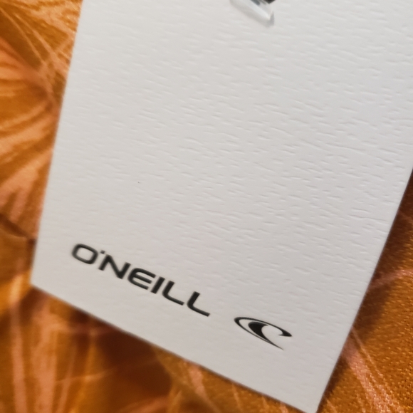 O'Neill Leima Sleeveless Suf Top - Picture 4 of 9